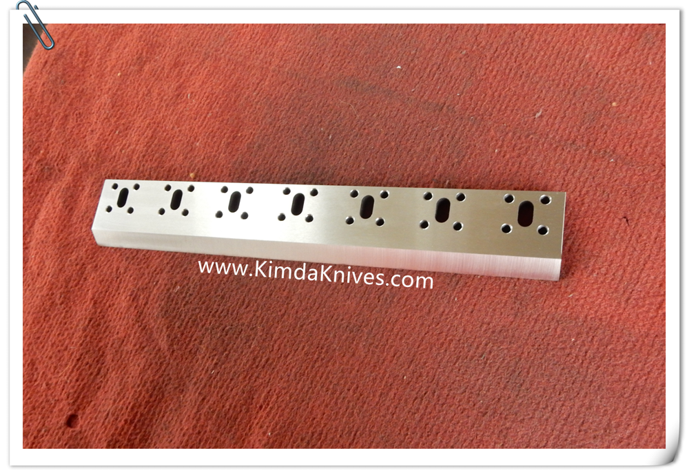 plastic cutting knives 103.png